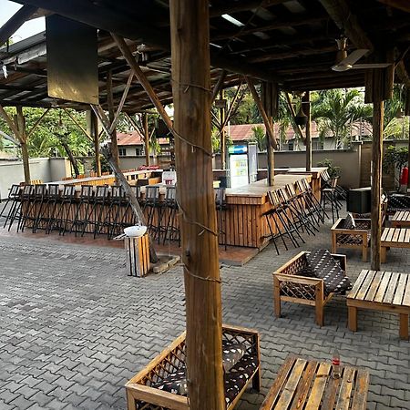 K27 Premier Backpackers Hostel Dar es Salaam Exterior photo