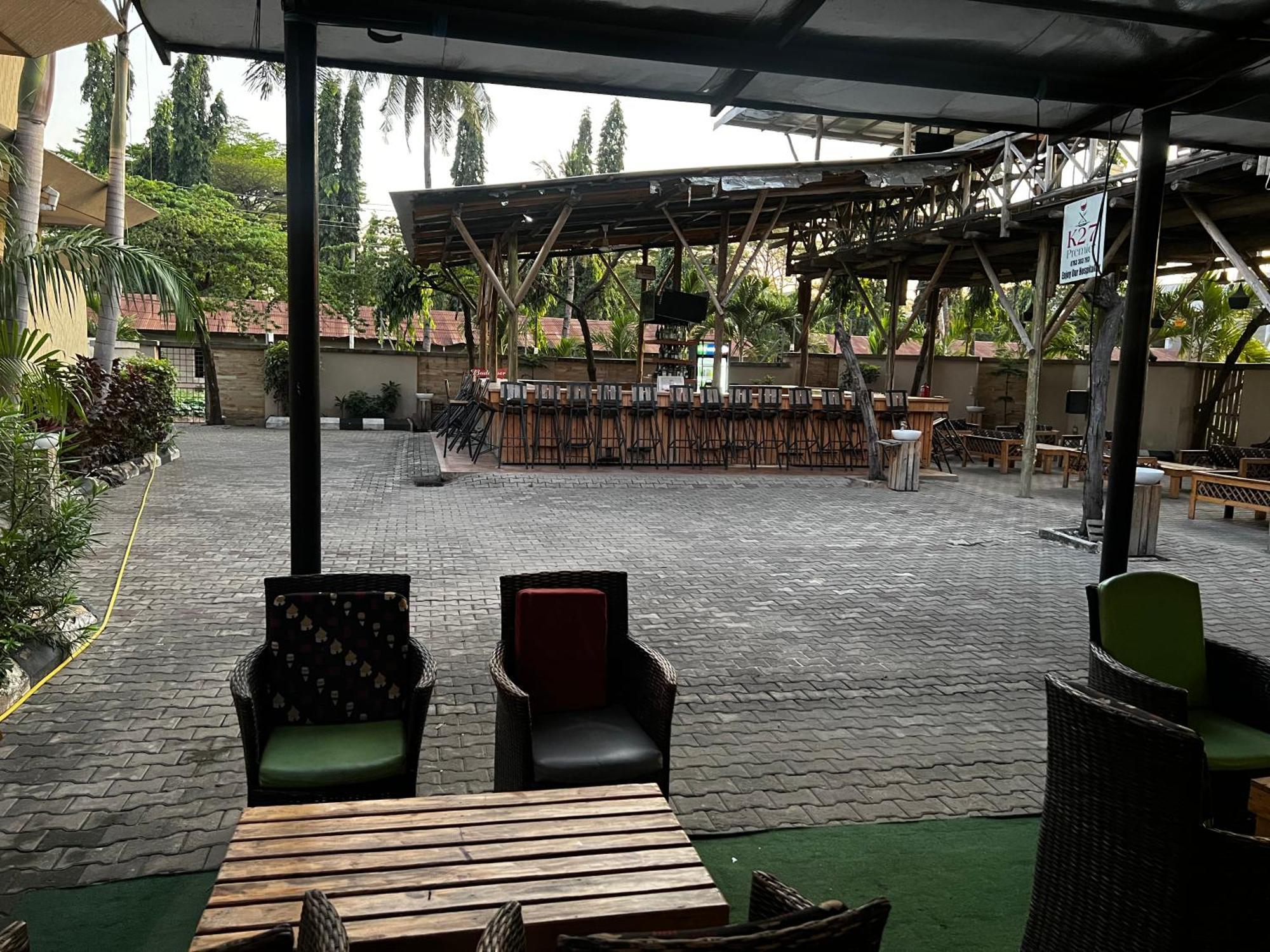 K27 Premier Backpackers Hostel Dar es Salaam Exterior photo