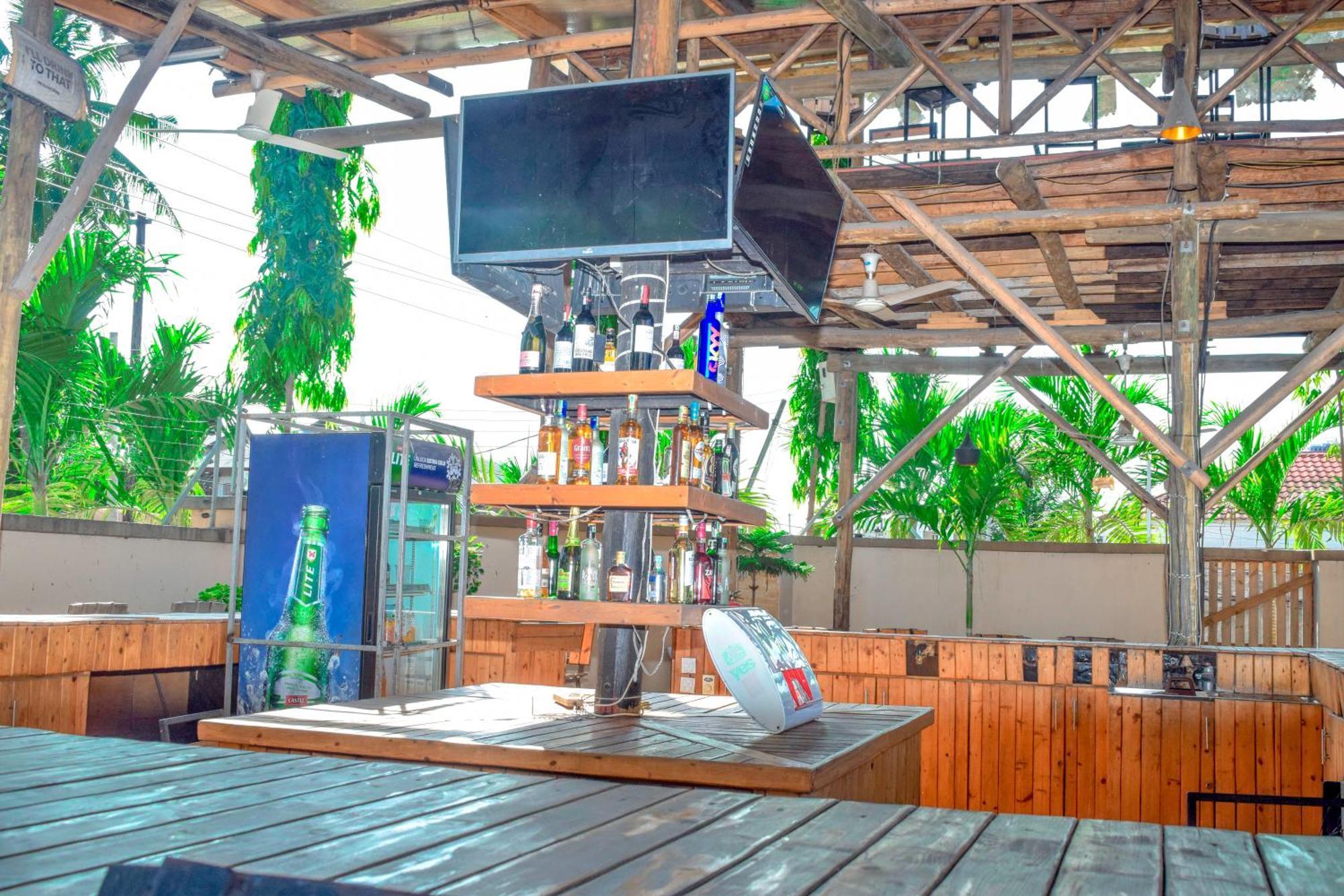 K27 Premier Backpackers Hostel Dar es Salaam Exterior photo