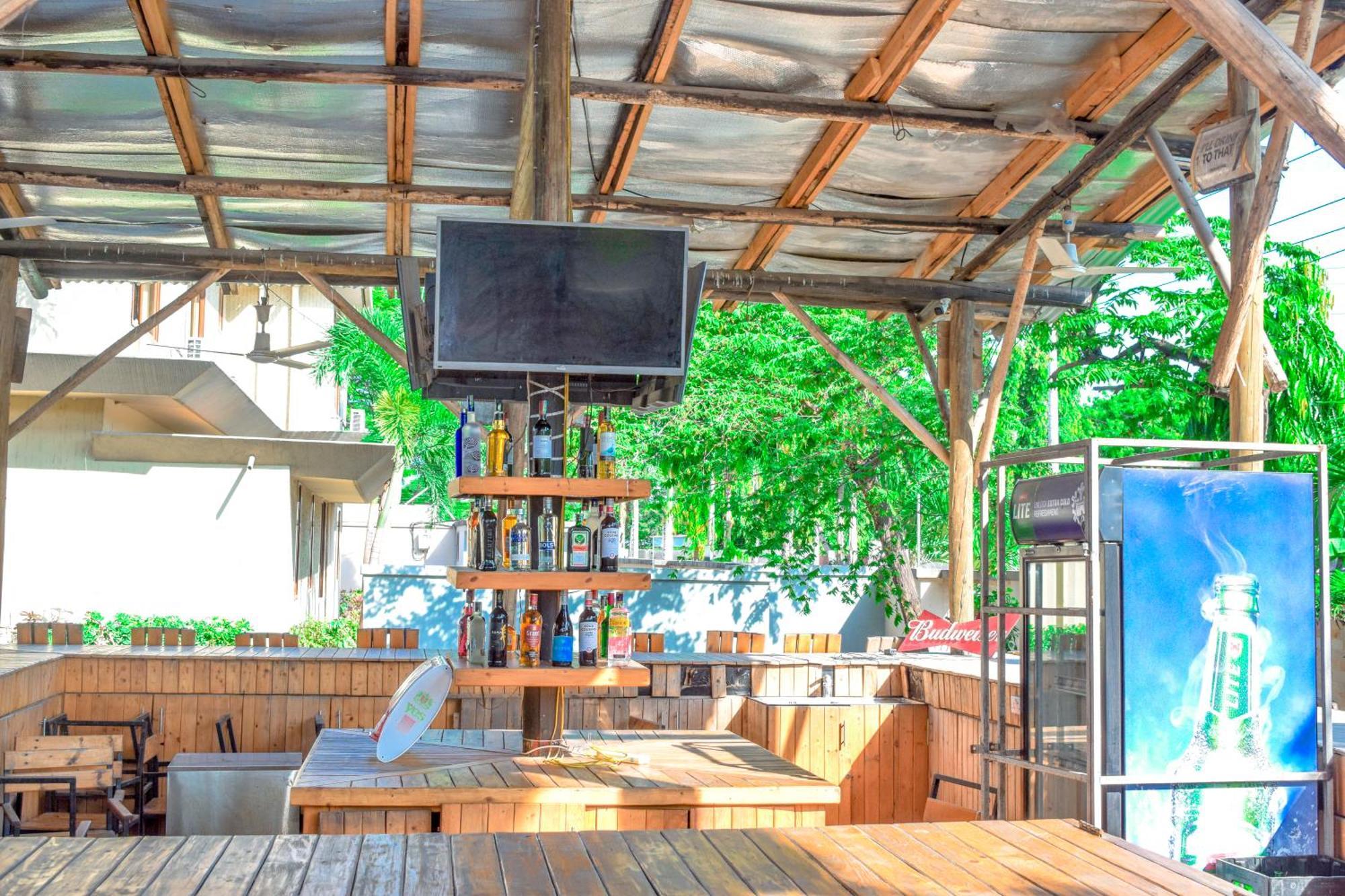 K27 Premier Backpackers Hostel Dar es Salaam Exterior photo