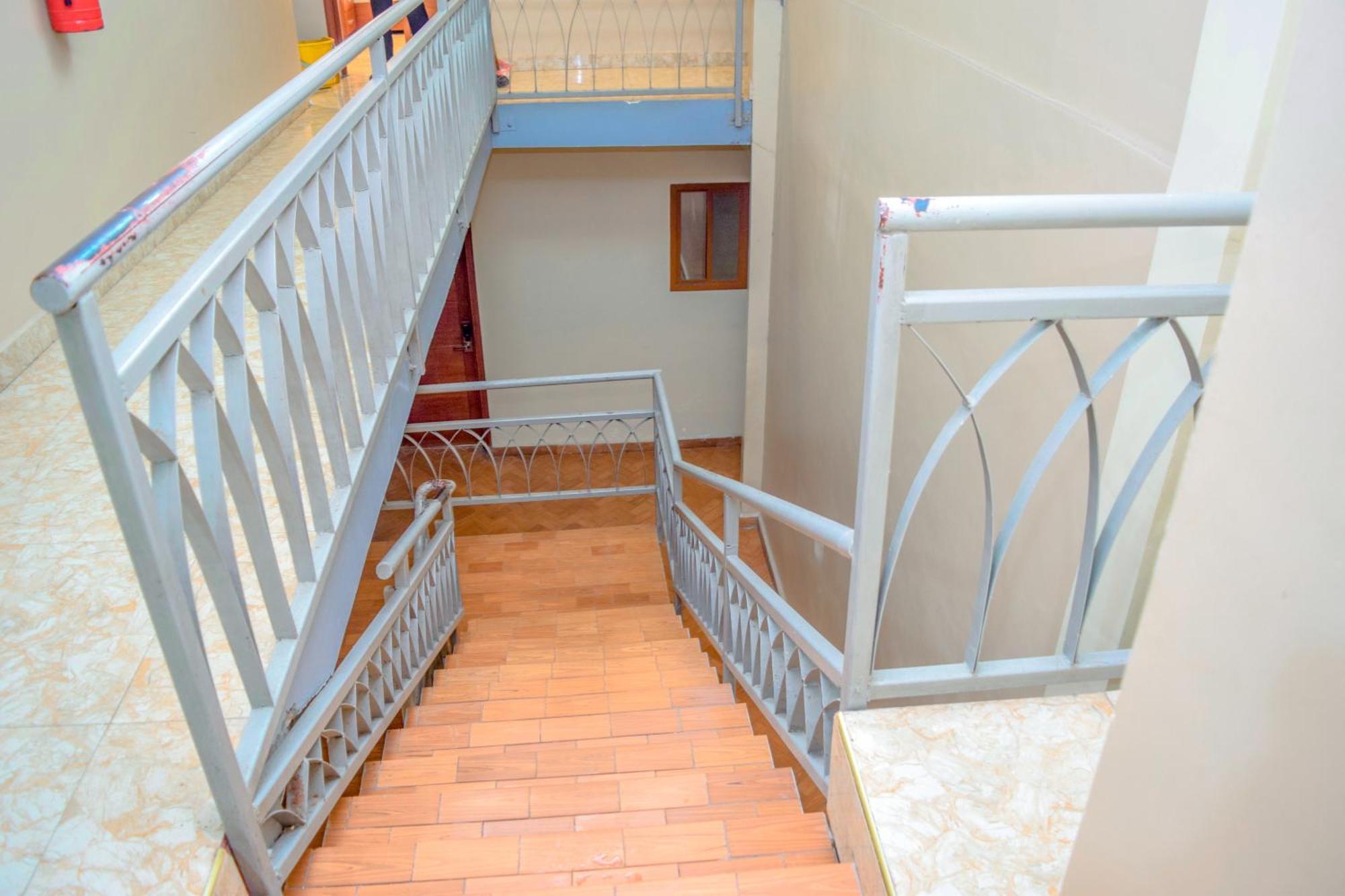 K27 Premier Backpackers Hostel Dar es Salaam Exterior photo