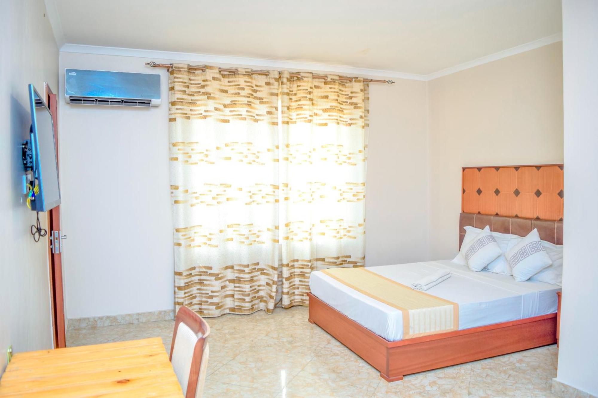 K27 Premier Backpackers Hostel Dar es Salaam Exterior photo
