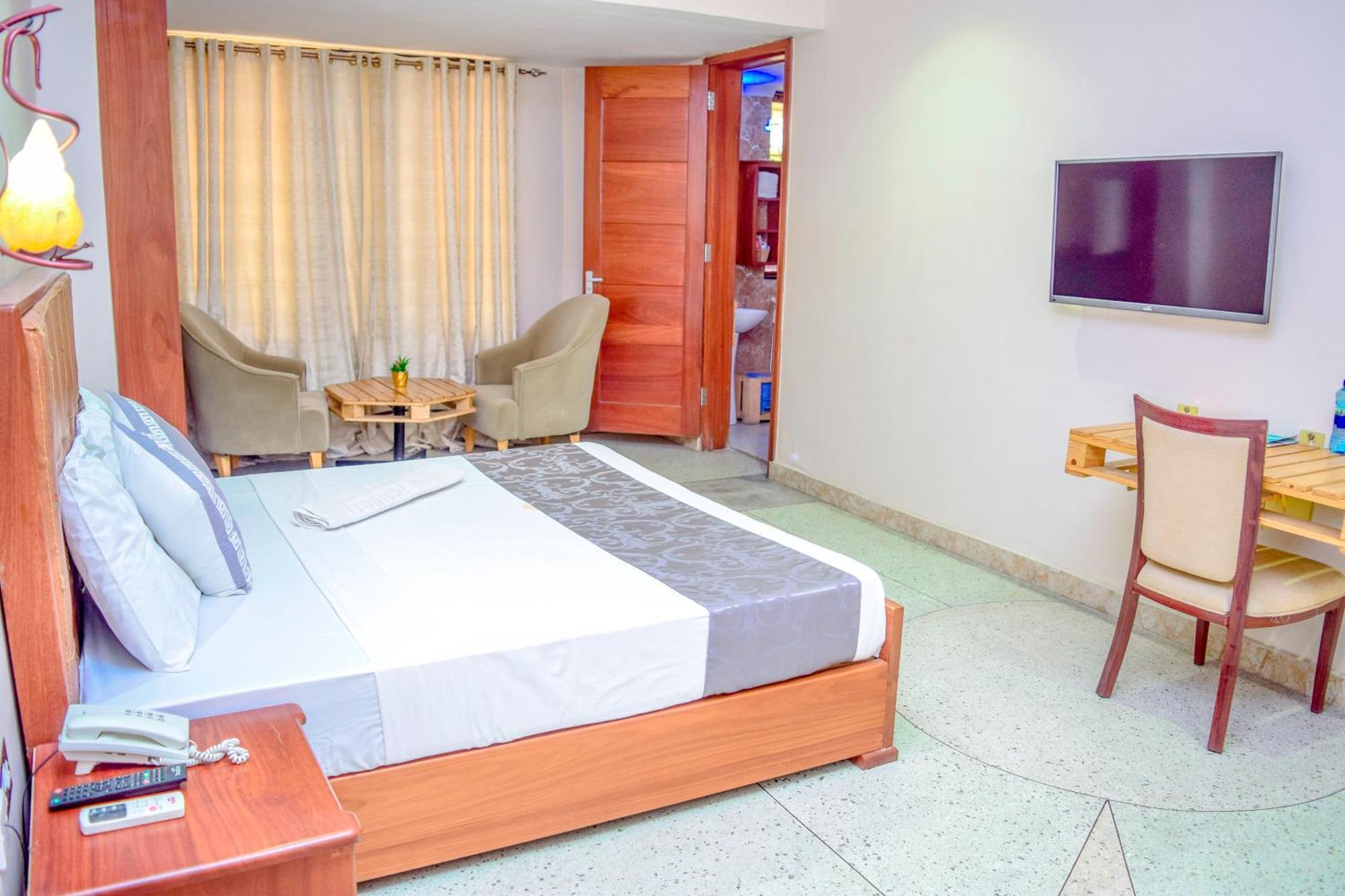 K27 Premier Backpackers Hostel Dar es Salaam Exterior photo