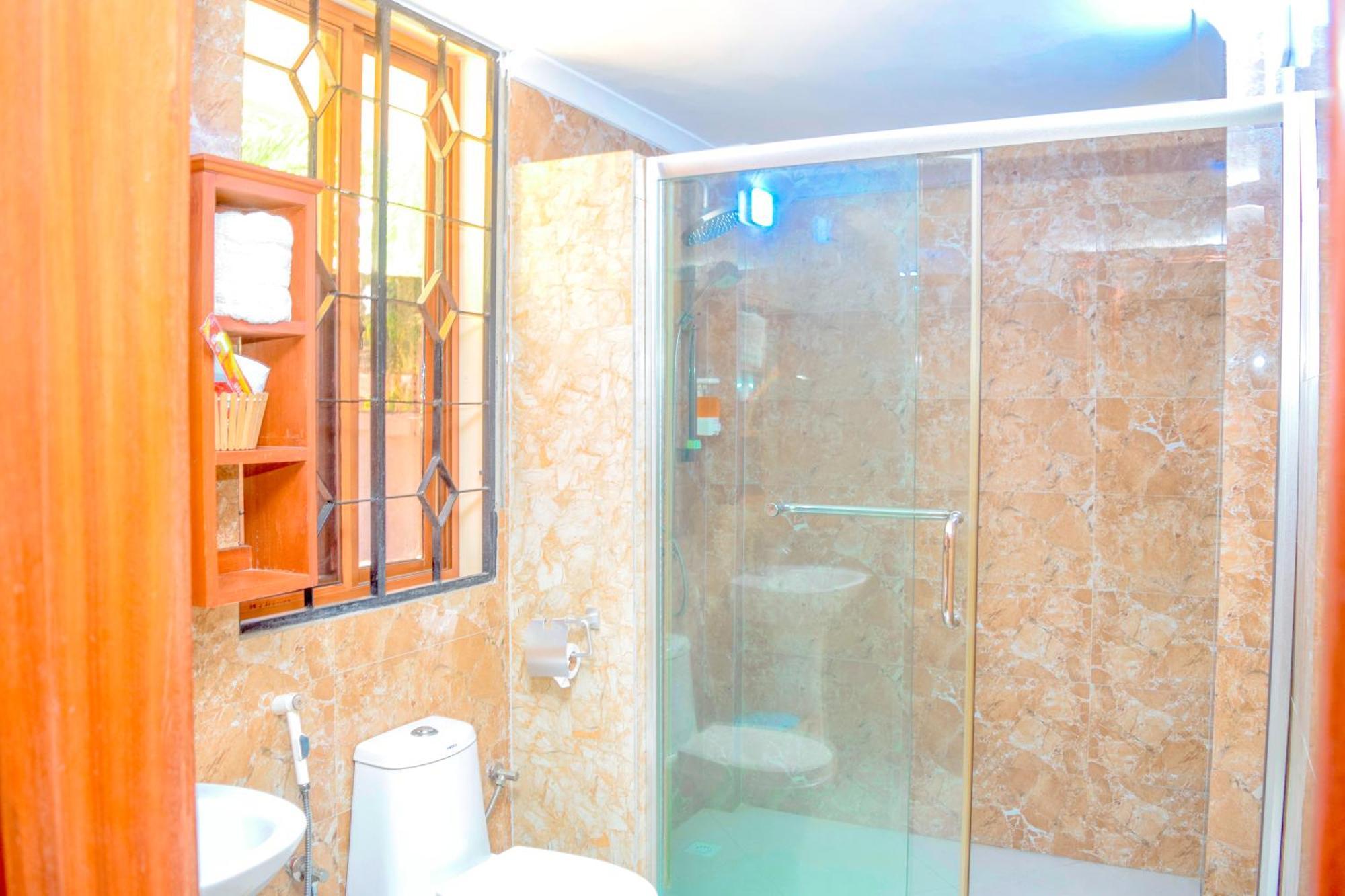 K27 Premier Backpackers Hostel Dar es Salaam Exterior photo